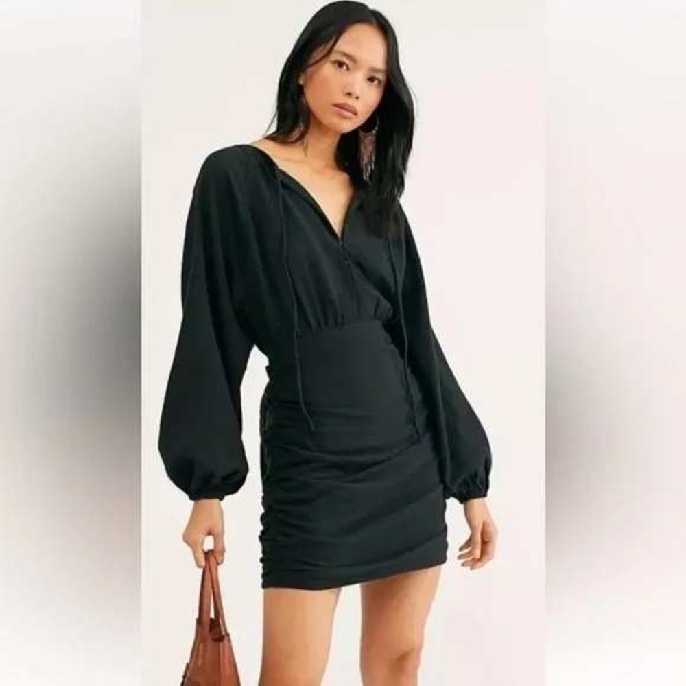 FREE PEOPLE ENDLESS SUMMER Sz Small THE ONLY ONE BLACK TIE BACK MINI DRESS NWT - Picture 2 of 8